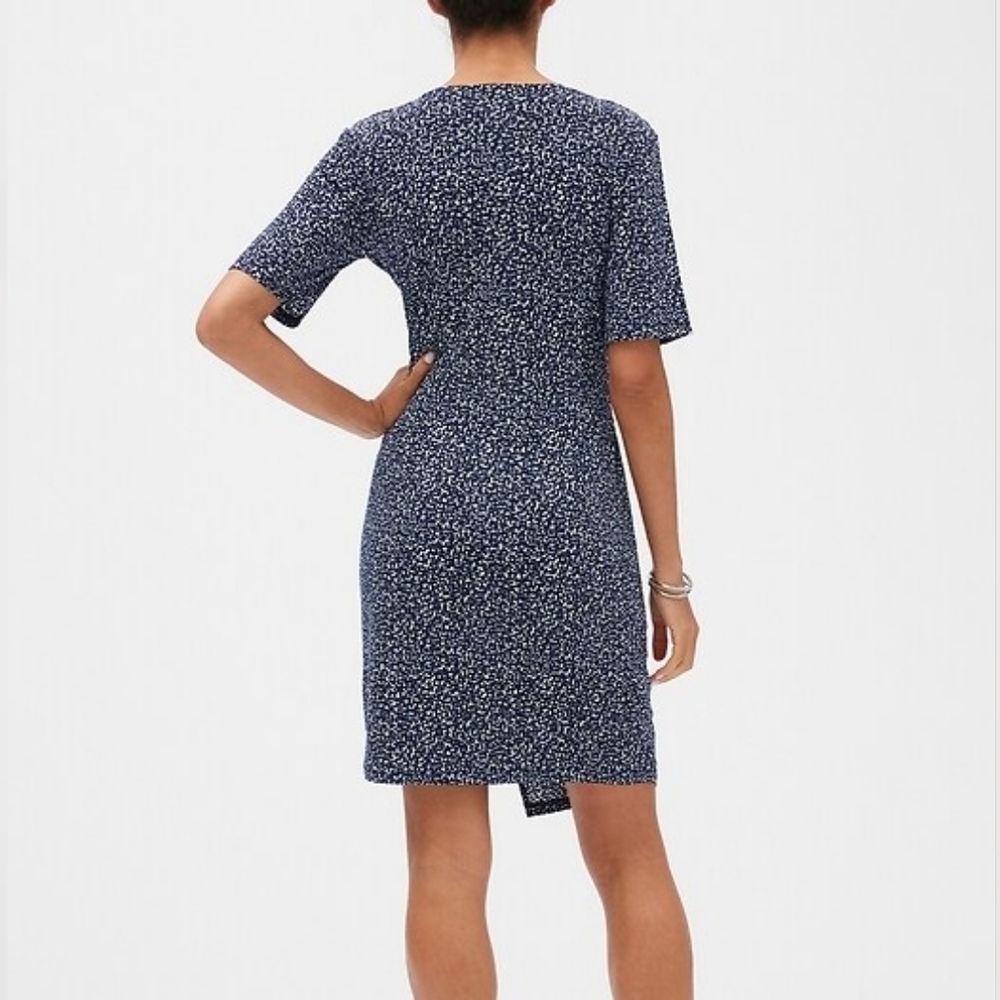 Banana Republic Women's Navy Print Faux Wrap Bodycon Dress Size XS - Picture 3 of 10